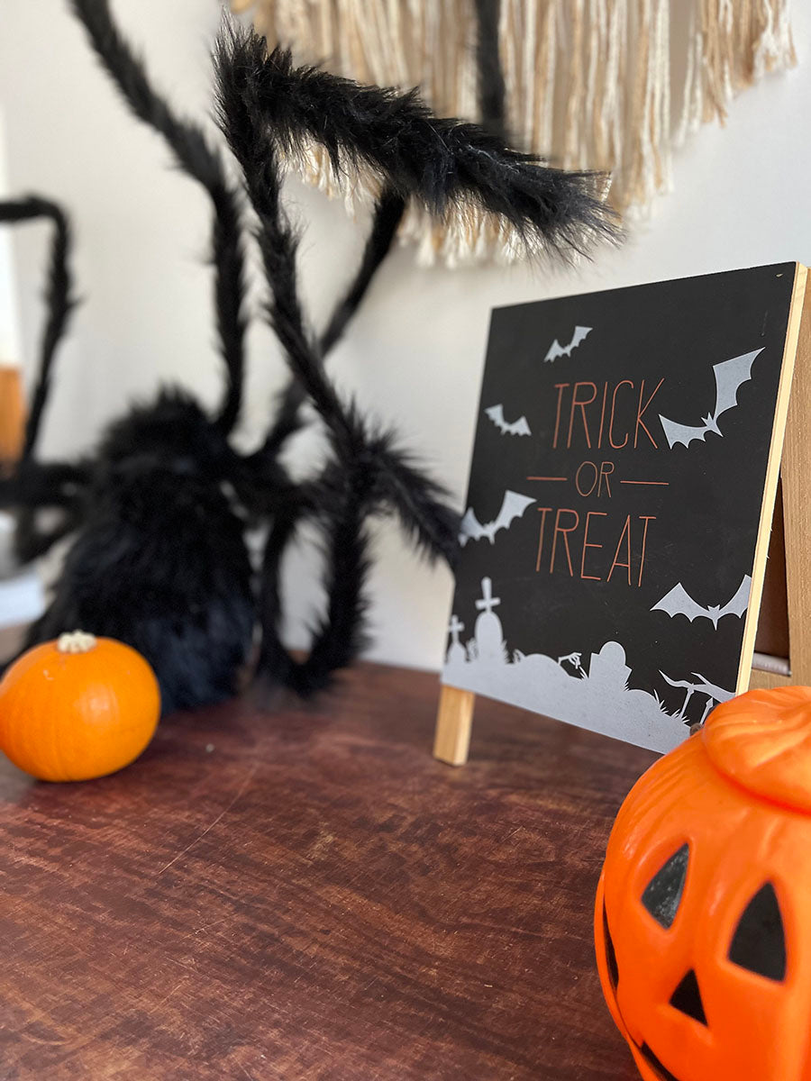 TOP TIPS FOR DECORATING YOUR HOME THIS HALLOWEEN!